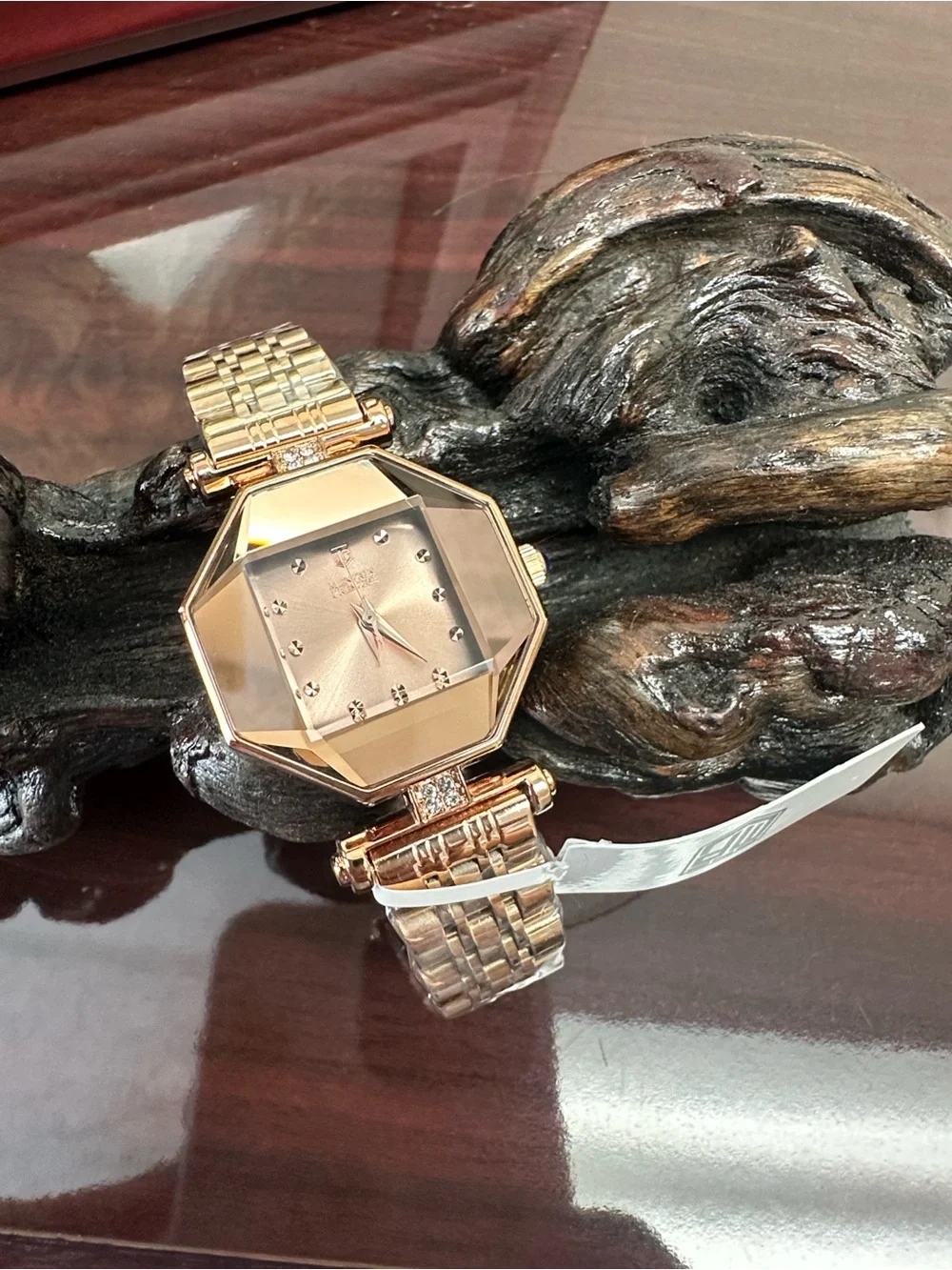 Montres Prestige Invicta Octagonal Rose Gold Crystal Accent Bracelet Watch